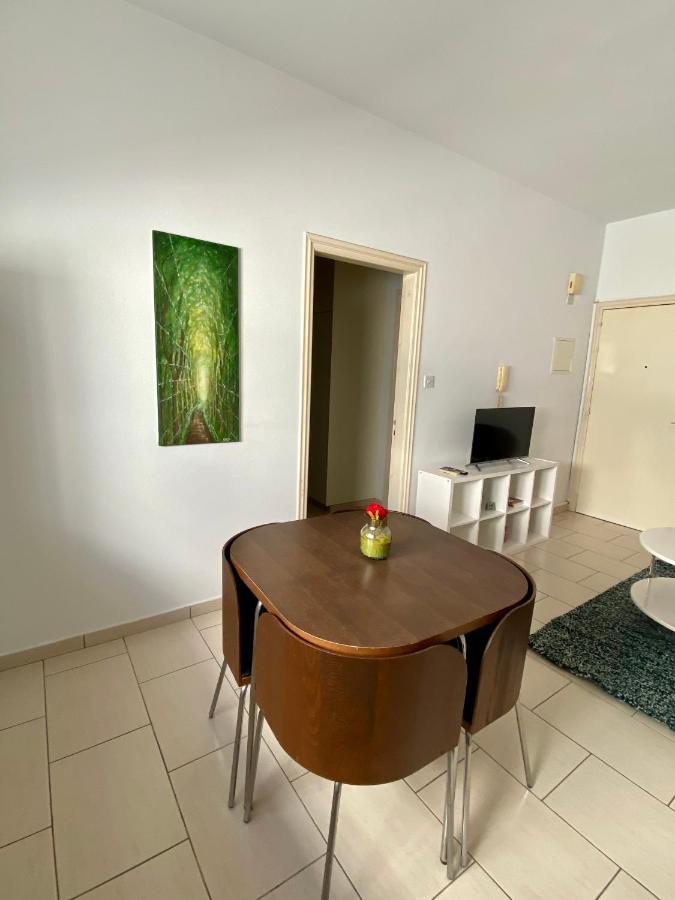 Cosy One Bedroom Apartment In Pafos Exteriör bild
